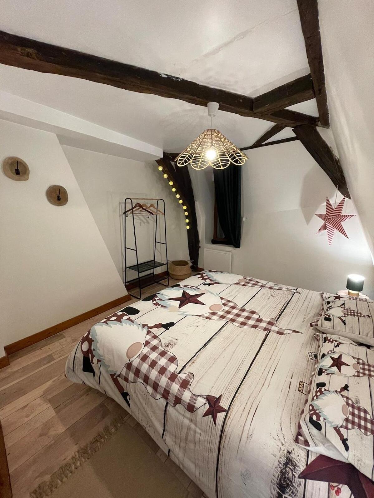 "La Petite Maison" Triplex Au Centre Ville - Les Terres Du Roy Avallon Extérieur photo