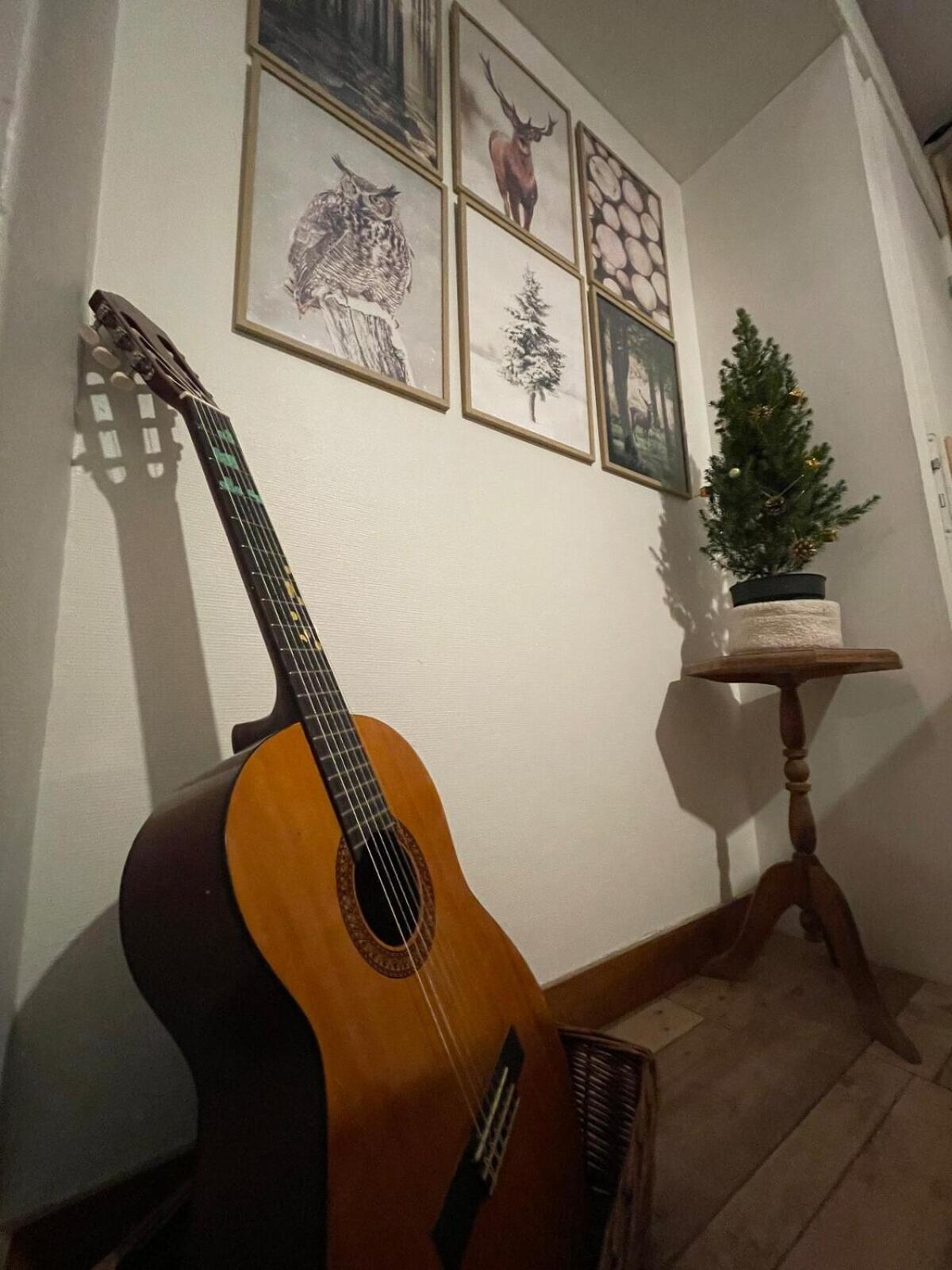 "La Petite Maison" Triplex Au Centre Ville - Les Terres Du Roy Avallon Extérieur photo