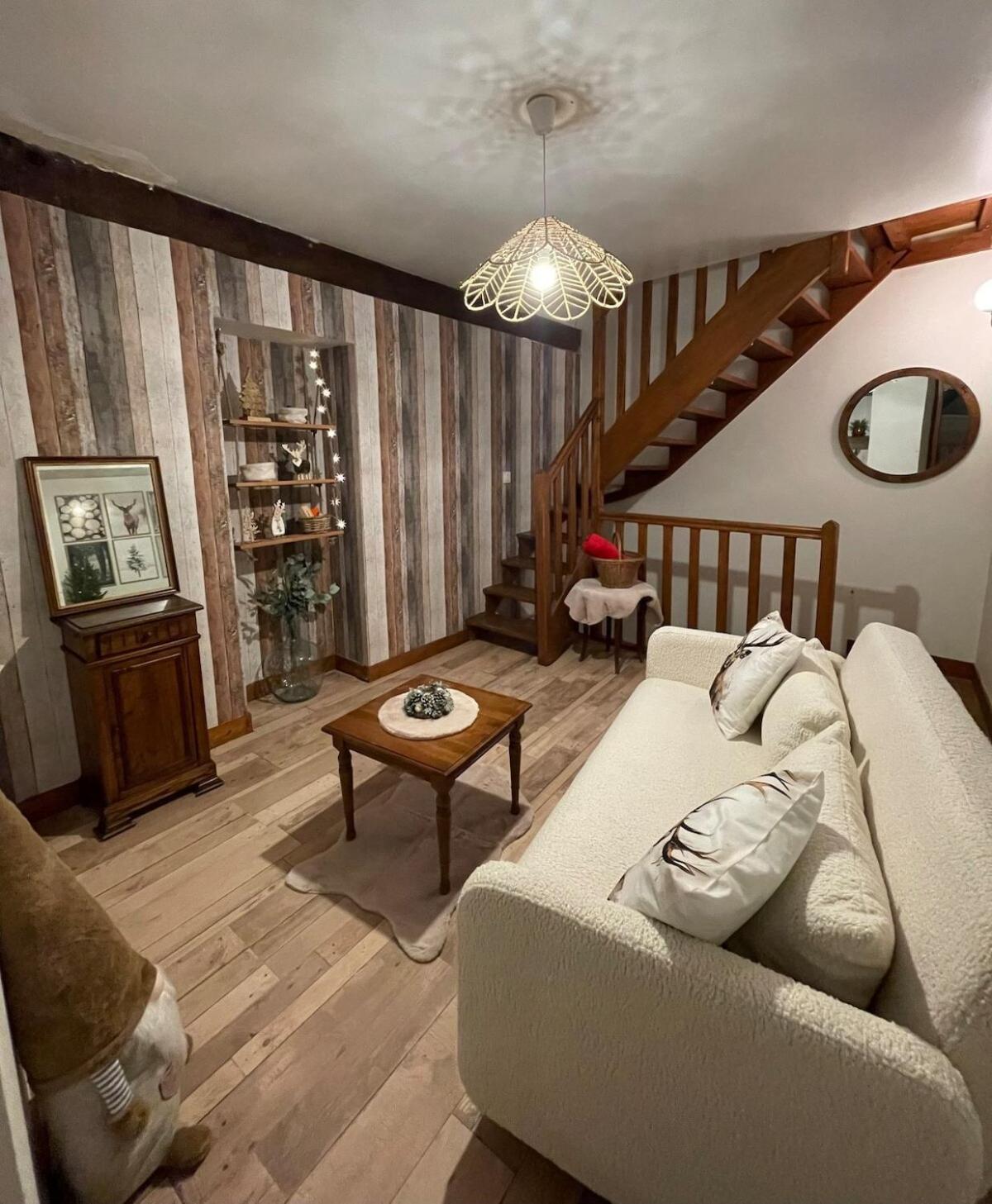 "La Petite Maison" Triplex Au Centre Ville - Les Terres Du Roy Avallon Extérieur photo